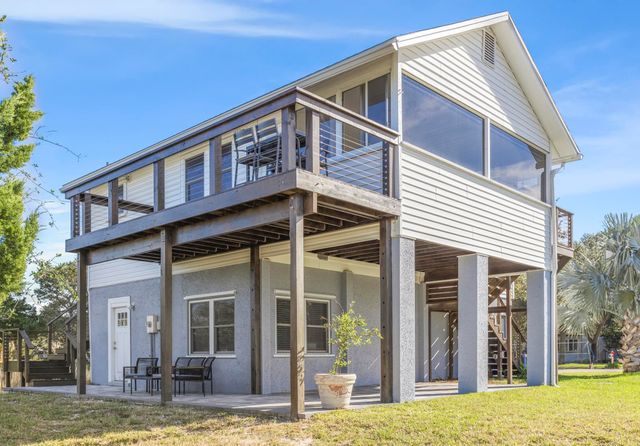 300 Boulevard Des Pins, St Augustine, FL 32080