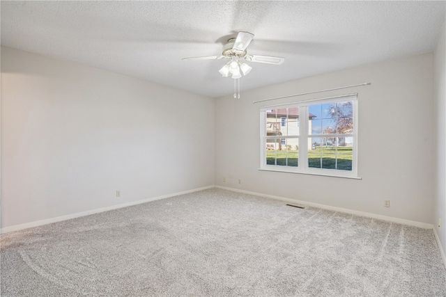 4113 Lexington Court A, Cedar Rapids, IA 52402