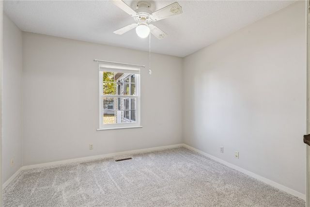 4113 Lexington Court A, Cedar Rapids, IA 52402