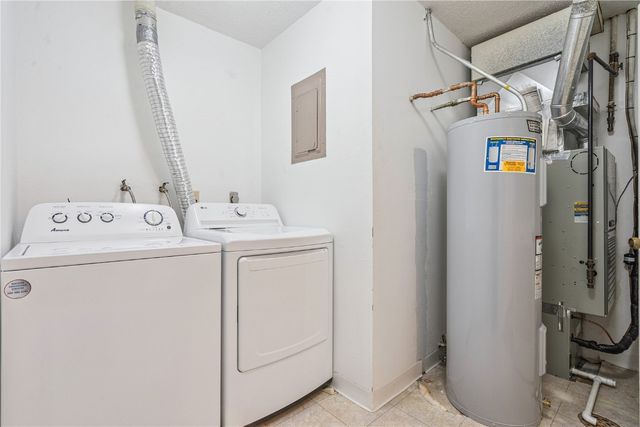 4113 Lexington Court A, Cedar Rapids, IA 52402