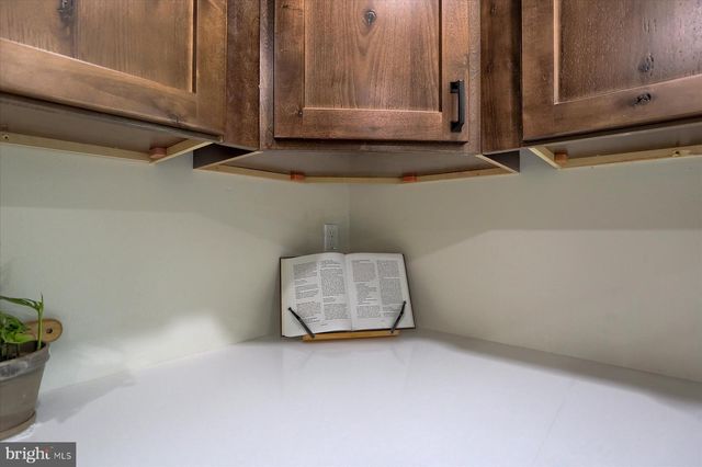 1339 BERRYSBURG RD, Millersburg, PA 17061