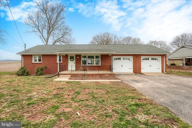 1339 BERRYSBURG RD, Millersburg, PA 17061