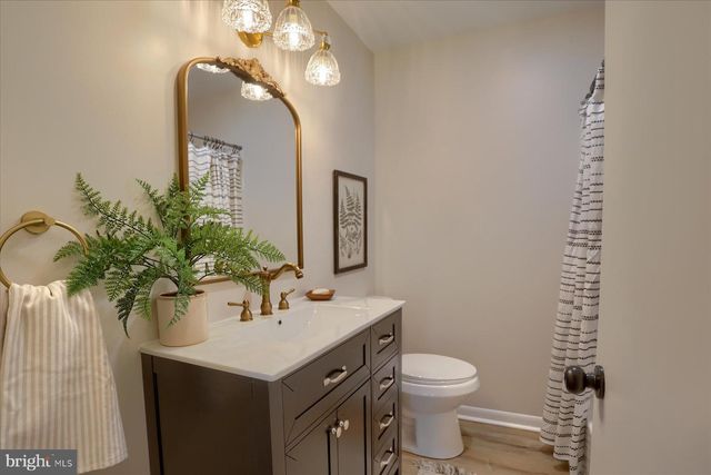 1339 BERRYSBURG RD, Millersburg, PA 17061