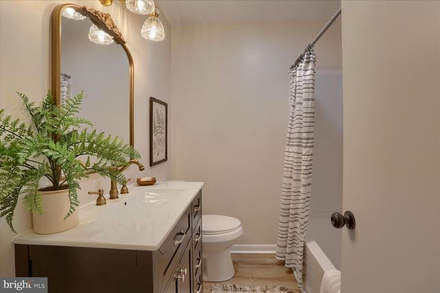 1339 BERRYSBURG RD, Millersburg, PA 17061