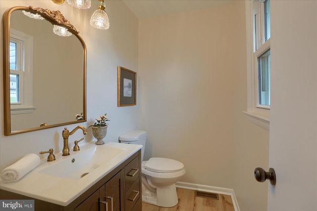 1339 BERRYSBURG RD, Millersburg, PA 17061