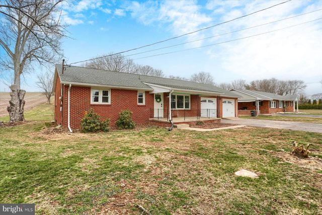 1339 BERRYSBURG RD, Millersburg, PA 17061