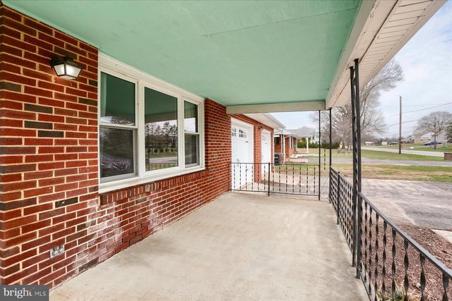 1339 BERRYSBURG RD, Millersburg, PA 17061