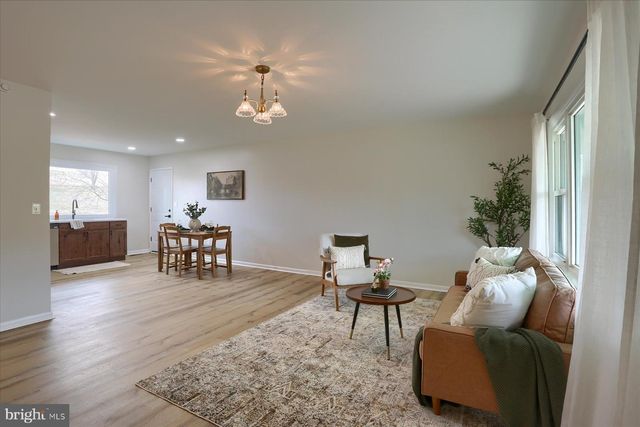 1339 BERRYSBURG RD, Millersburg, PA 17061