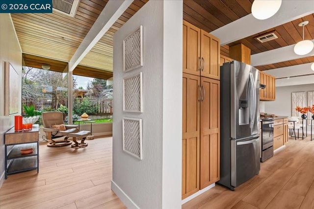 289 289 El Divisadero Ave, Walnut Creek, CA 94598