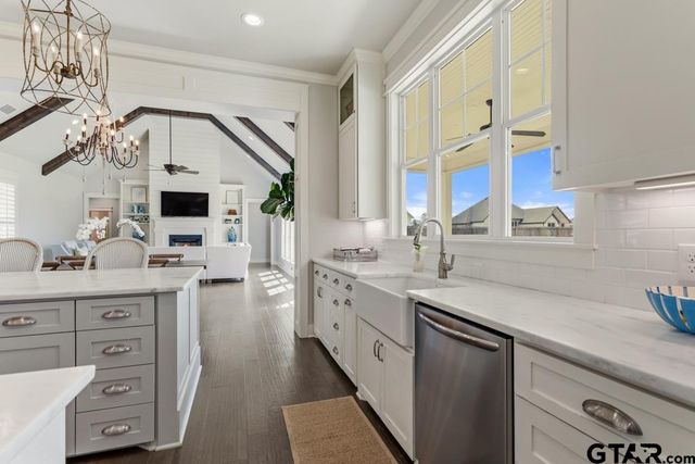 11707 Copper Canyon Circle, Bullard, TX 75757