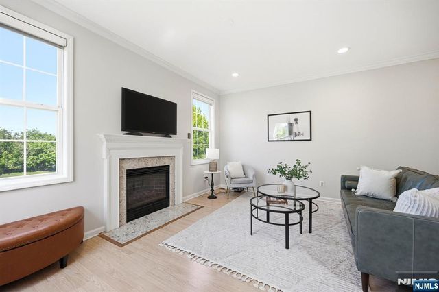 419 Hartford Drive 4020, Nutley, NJ 07110