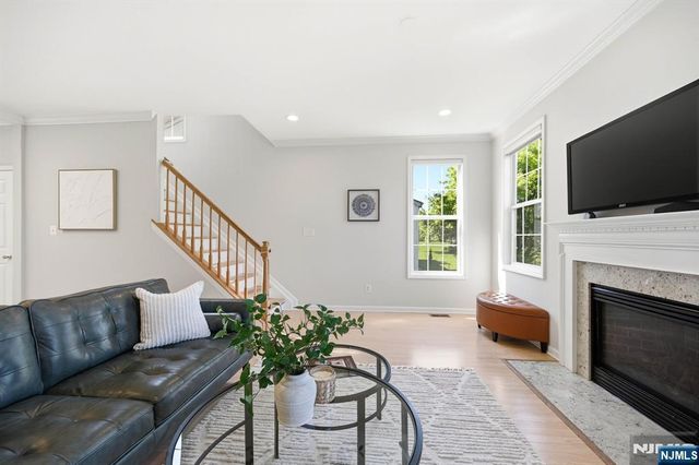 419 Hartford Drive 4020, Nutley, NJ 07110