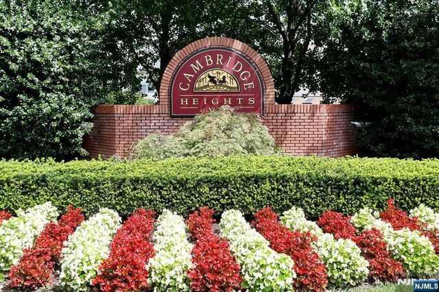 419 Hartford Drive 4020, Nutley, NJ 07110