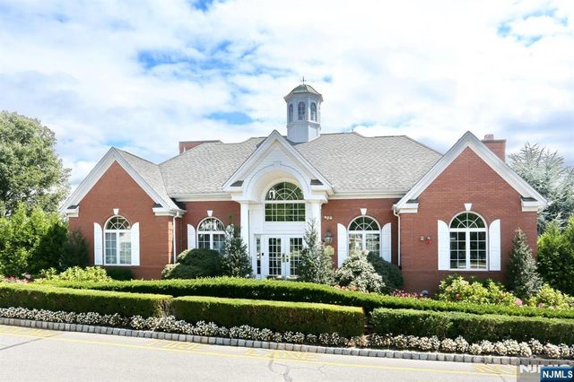 419 Hartford Drive 4020, Nutley, NJ 07110