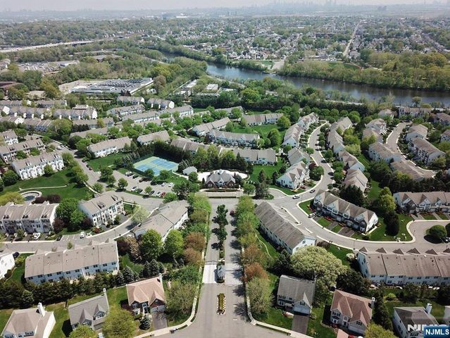 419 Hartford Drive 4020, Nutley, NJ 07110