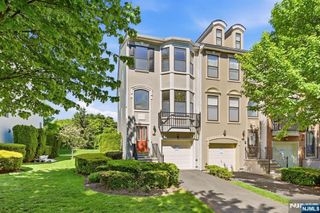 419 Hartford Drive 4020, Nutley, NJ 07110