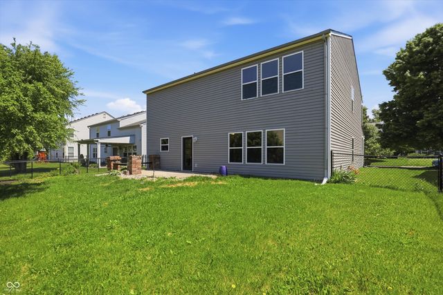 8324 Fieldfare Way, Indianapolis, IN 46237