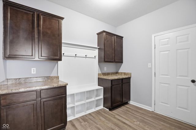 8324 Fieldfare Way, Indianapolis, IN 46237