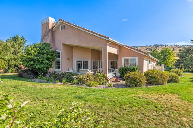 3120 Shield Crest Drive, Klamath Falls, OR 97603