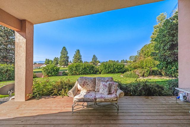 3120 Shield Crest Drive, Klamath Falls, OR 97603