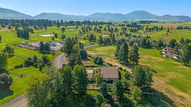 3120 Shield Crest Drive, Klamath Falls, OR 97603