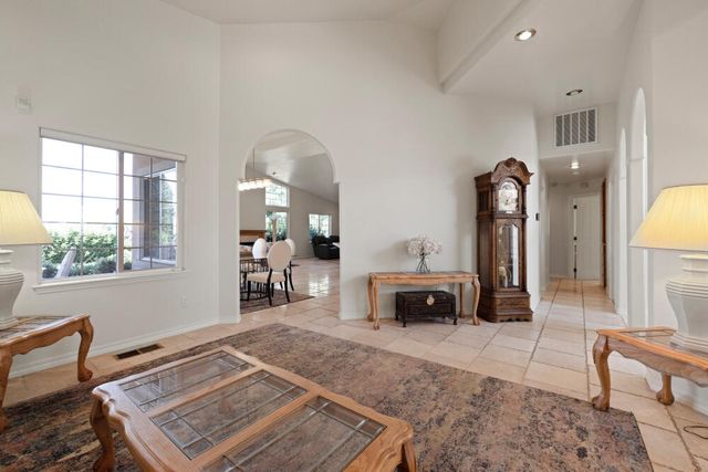 3120 Shield Crest Drive, Klamath Falls, OR 97603