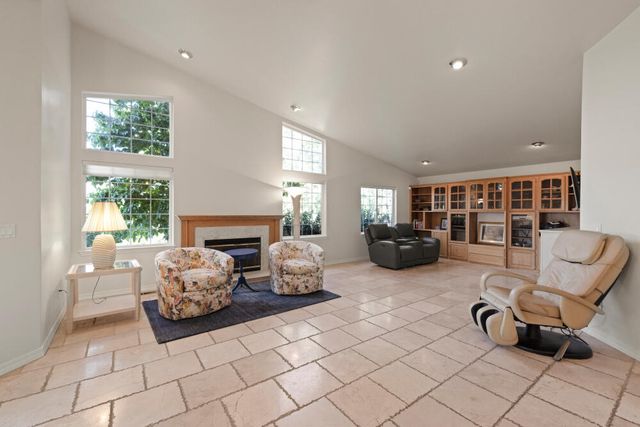 3120 Shield Crest Drive, Klamath Falls, OR 97603