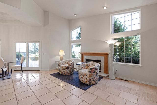 3120 Shield Crest Drive, Klamath Falls, OR 97603