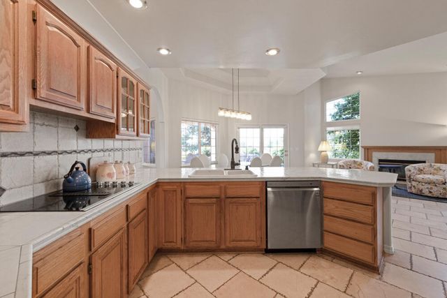 3120 Shield Crest Drive, Klamath Falls, OR 97603