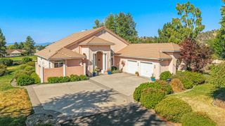 3120 Shield Crest Drive, Klamath Falls, OR 97603