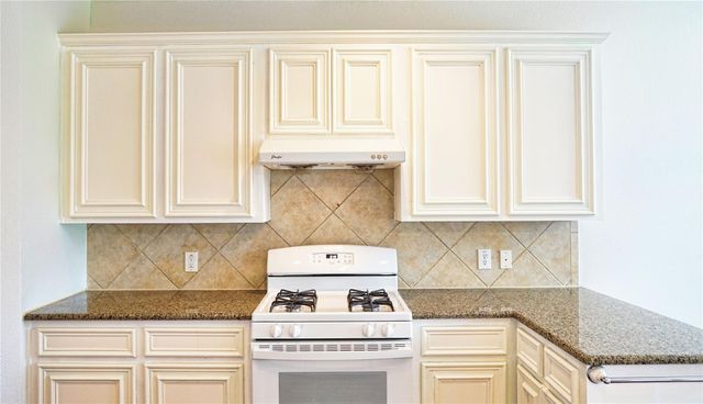 22147 Canyonwood Park Lane, Richmond, TX 77469