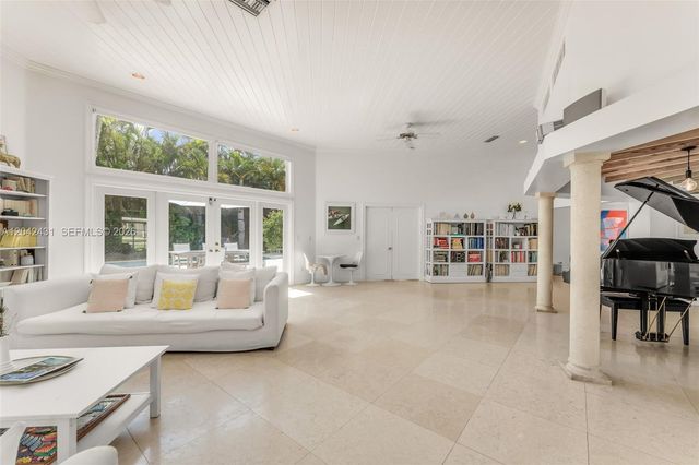 7924 SW 50th Court, Miami, FL 33143