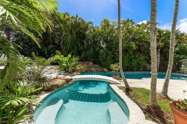 7924 SW 50th Court, Miami, FL 33143