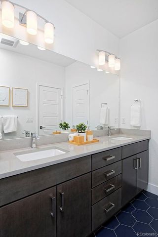 2868 S. Machebeuf Ct, Denver, CO 80236
