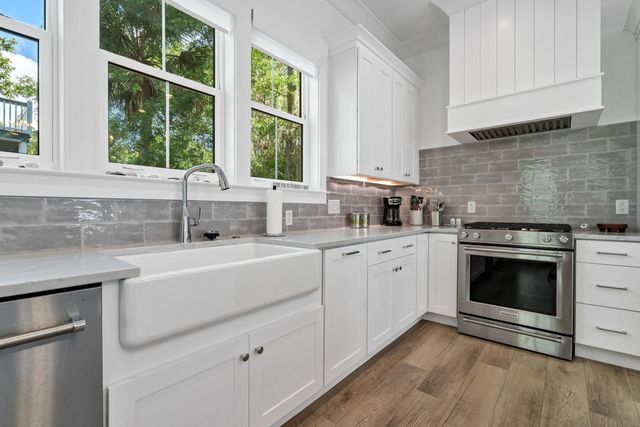 575 Pelican Court, Edisto Island, SC 29438