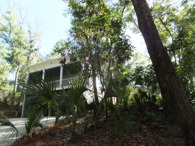 575 Pelican Court, Edisto Island, SC 29438