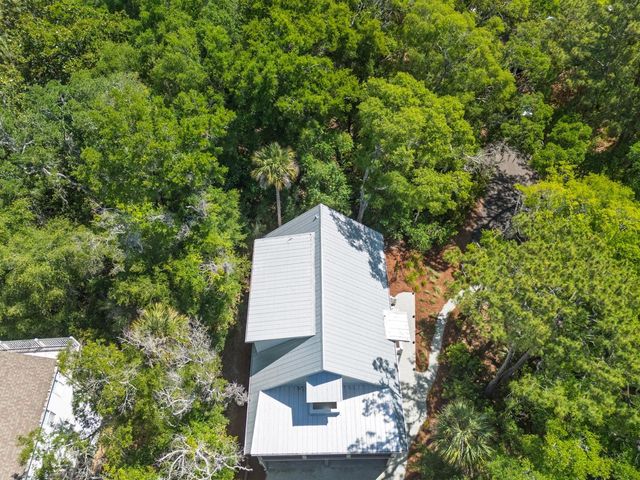 575 Pelican Court, Edisto Island, SC 29438