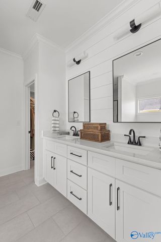 57 Cotton Way Drive, Muscle Shoals, AL 35661