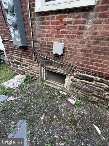 9218 W CHESTER PIKE, Upper Darby, PA 19082