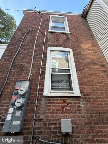 9218 W CHESTER PIKE, Upper Darby, PA 19082