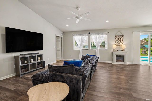 29794 Dallas Drive, Elkhart, IN 46514
