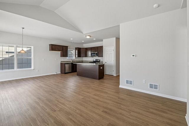 347 N Aspen Drive, Cortland, IL 60112