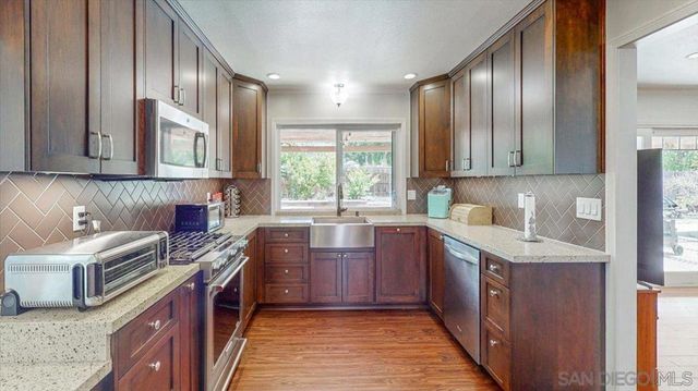 1525 Fair Glen Rd, El Cajon, CA 92019