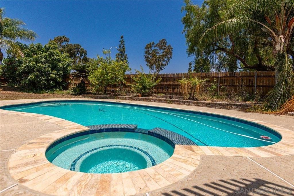 1525 Fair Glen Rd, El Cajon, CA 92019