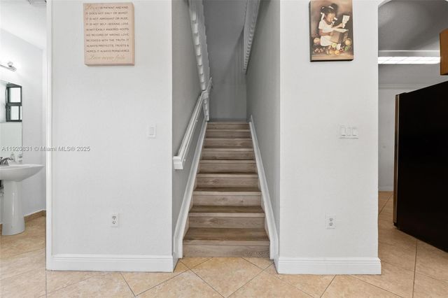 8934 SW 227th Ter, Cutler Bay, FL 33190