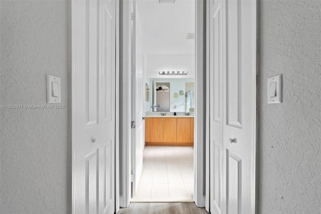 8934 SW 227th Ter, Cutler Bay, FL 33190