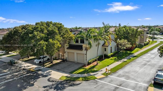 8934 SW 227th Ter, Cutler Bay, FL 33190