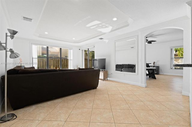 8934 SW 227th Ter, Cutler Bay, FL 33190