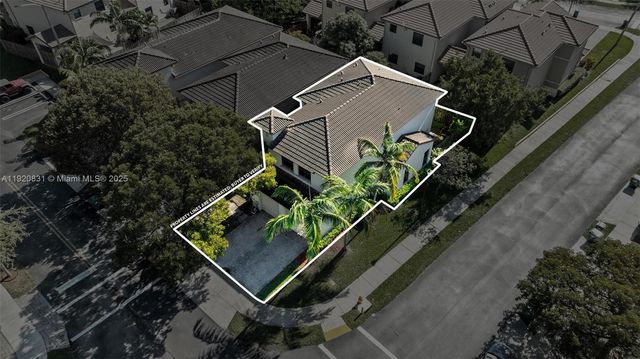 8934 SW 227th Ter, Cutler Bay, FL 33190