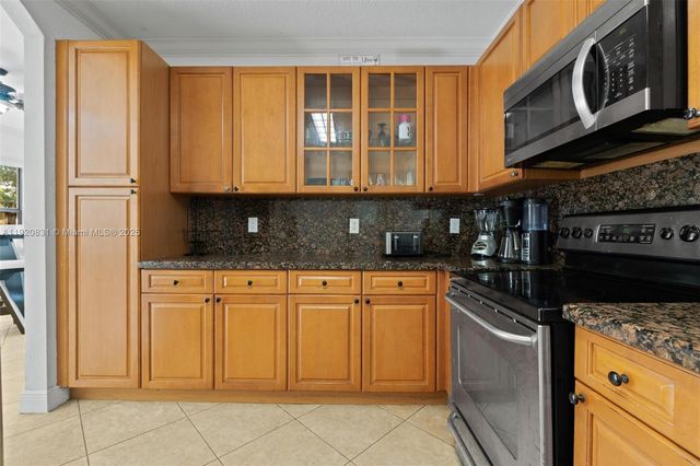 8934 SW 227th Ter, Cutler Bay, FL 33190